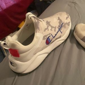 Men’s white Size 12 Champion shoes